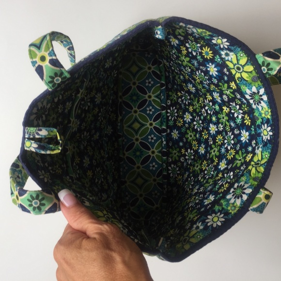 Vera Bradley shoulder bag - Picture 4 of 4